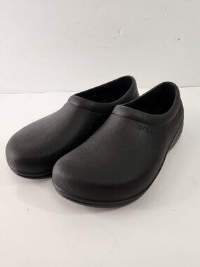 Croc On the Clock Black Slip-On Shoes Mens 7 Womens 9 Never Worn